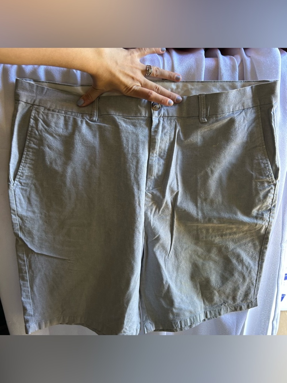 old navy chino shorts - Picture 4 of 8